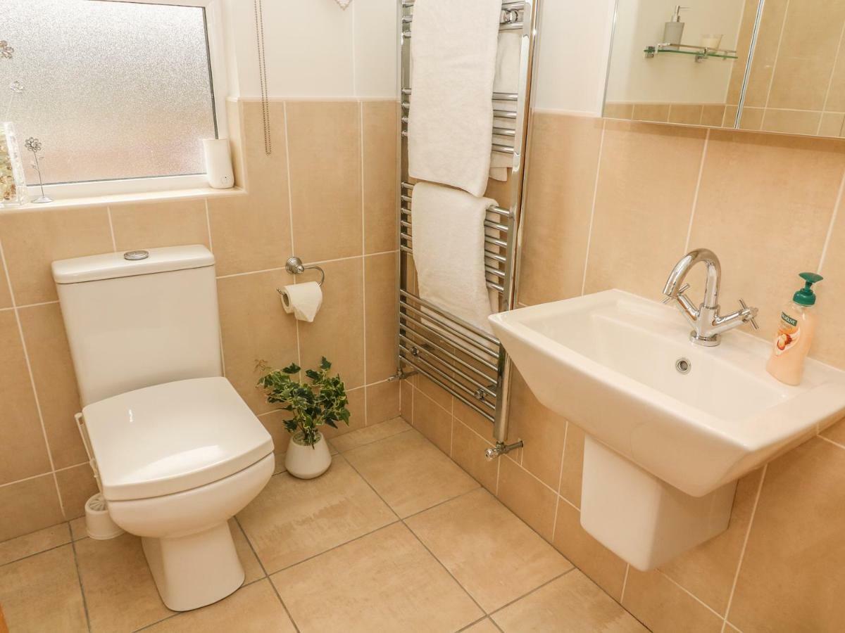 Bowness 66 Villa Windermere Luaran gambar