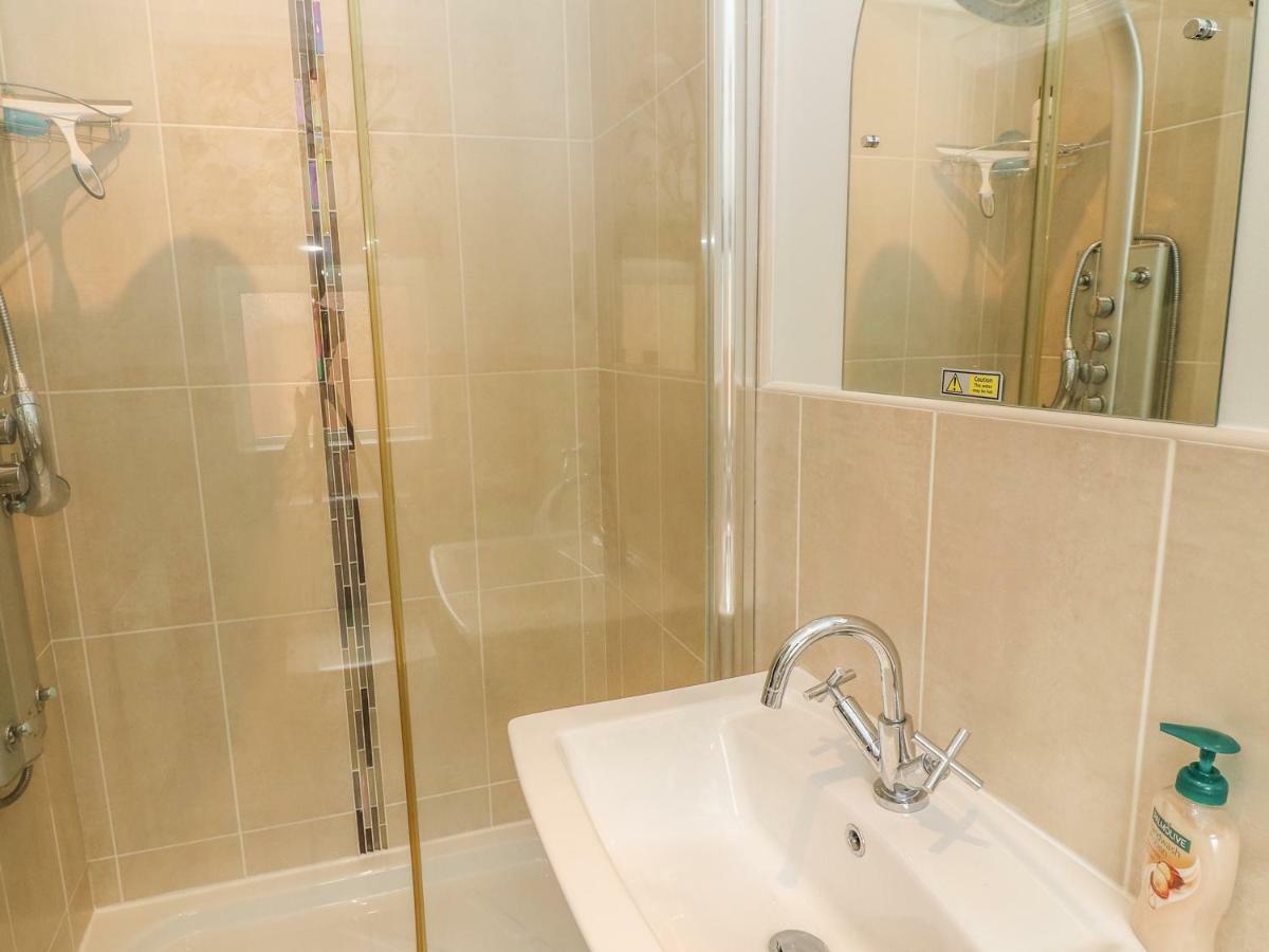 Bowness 66 Villa Windermere Luaran gambar